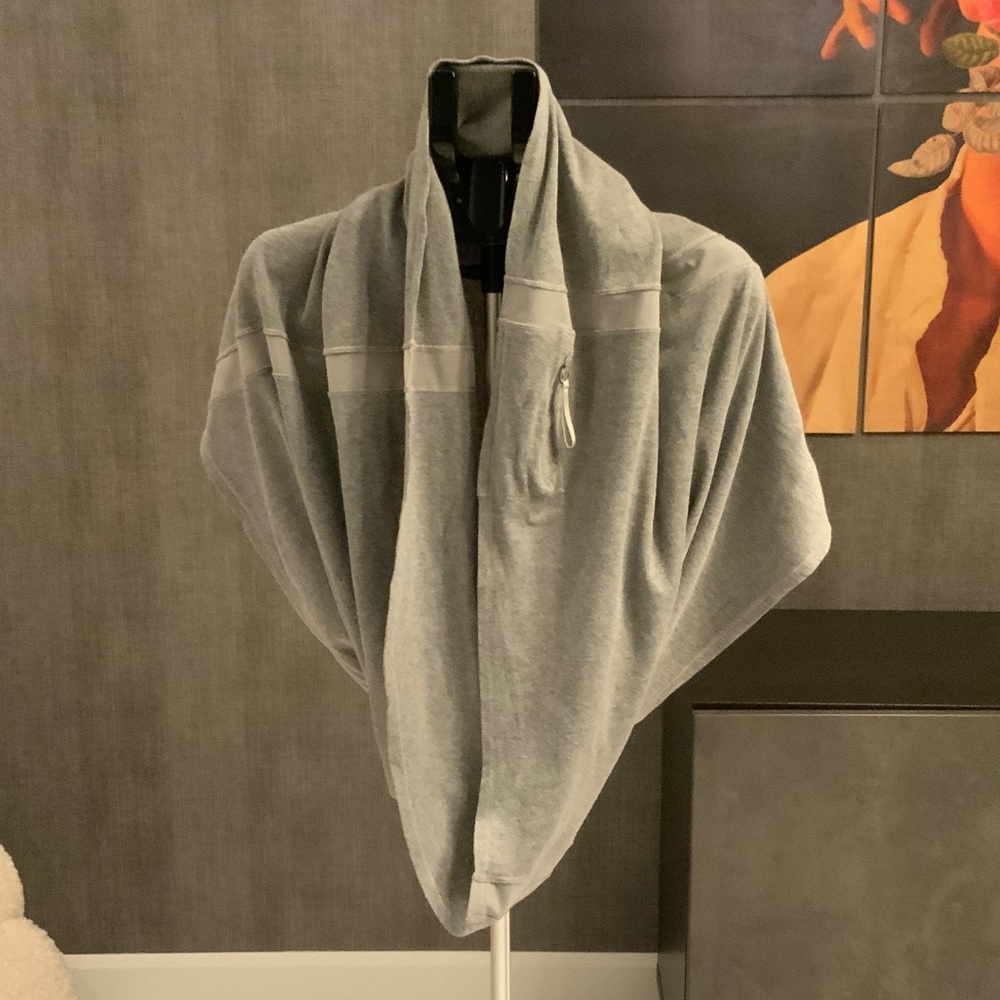 Lululemon Gray Infinity Scarf